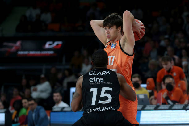 一场比赛的 一场比赛的