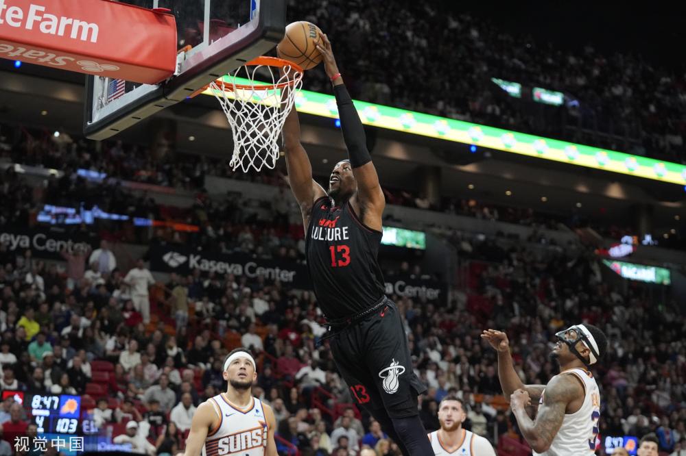 并以更成熟 并以更成熟