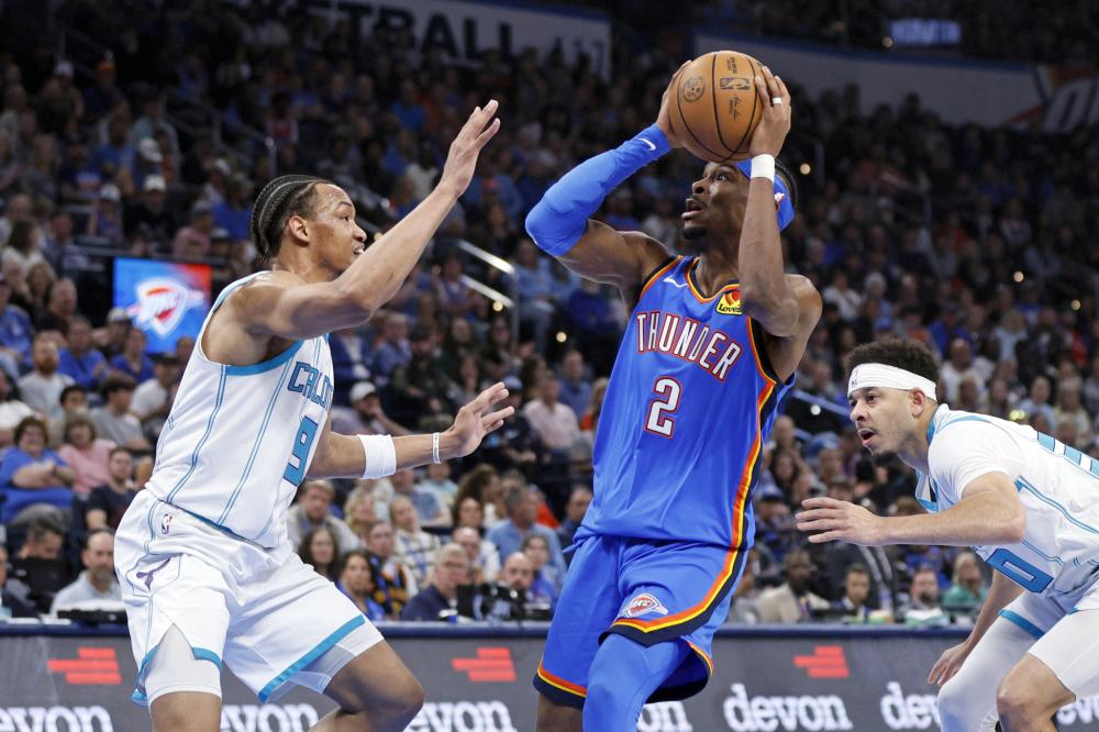 舆论压力下 舆论压力下